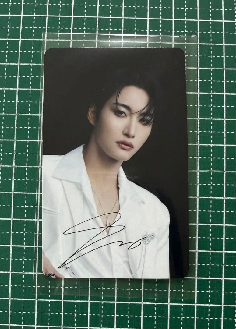 ATEEZ アチズ 에이티즈 ソンファ 当選トレカ 印字サイン