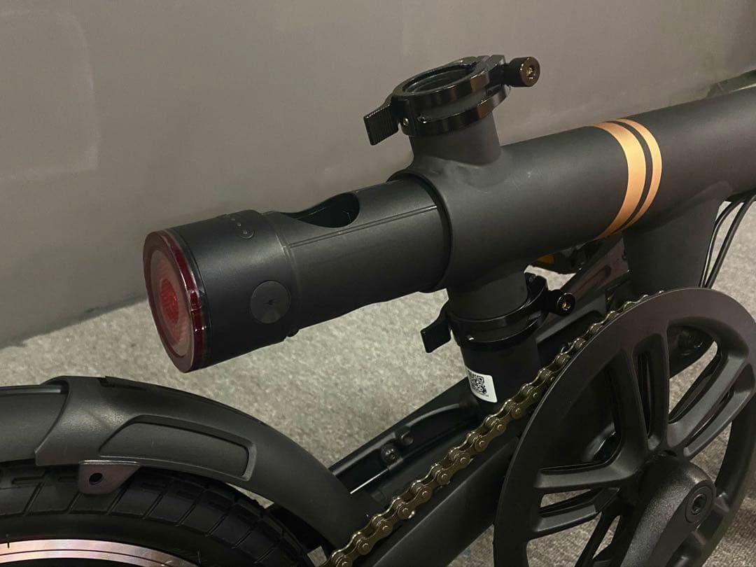 【好評販売中】新品 Xiaomi開発 軽量電動アシスト折りたたみ自転車 内蔵電池