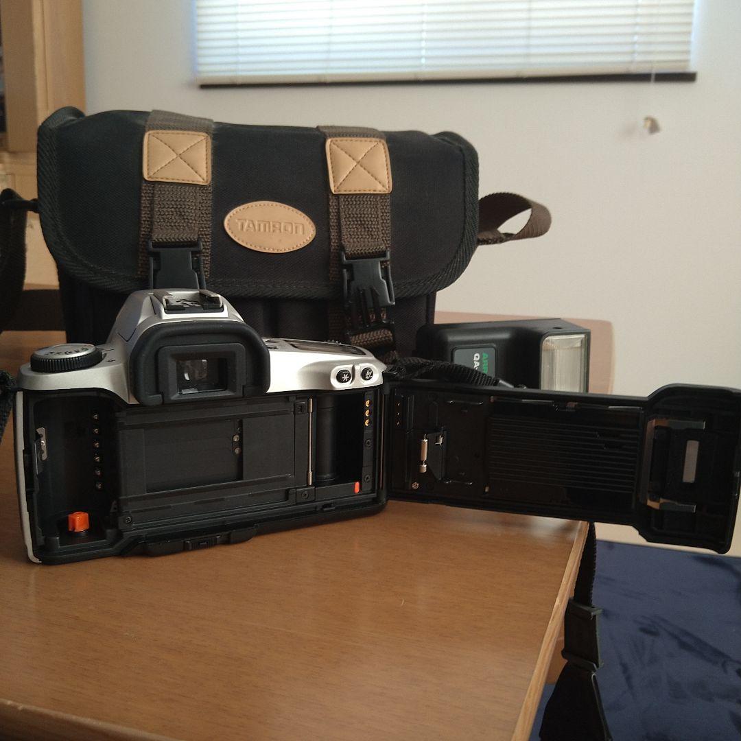 キャノンNEW EOS kiss