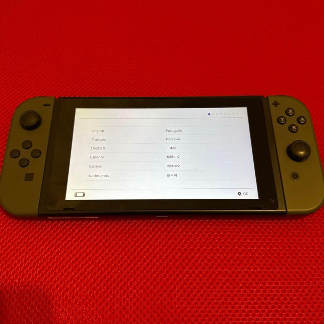 Switch Nintendo グレー　本体