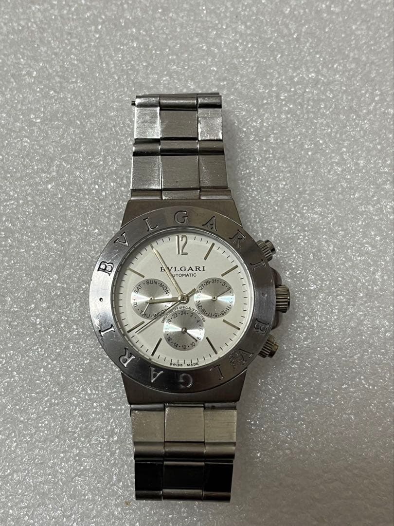 Bulgari SD 38 S クロノグラフ 時計鎖⛓️が壊れた。自動巻です