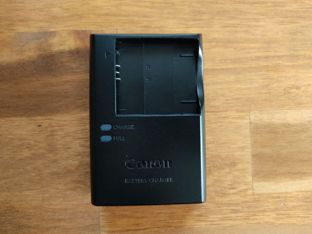 デジタルカメラ Canon PowerShot A4000 IS PC1730