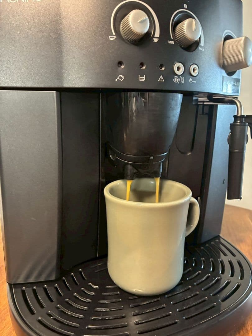 動作好調 デロンギ マグニフィカ ESAM1000SJ 全自動エスプレッソマシン