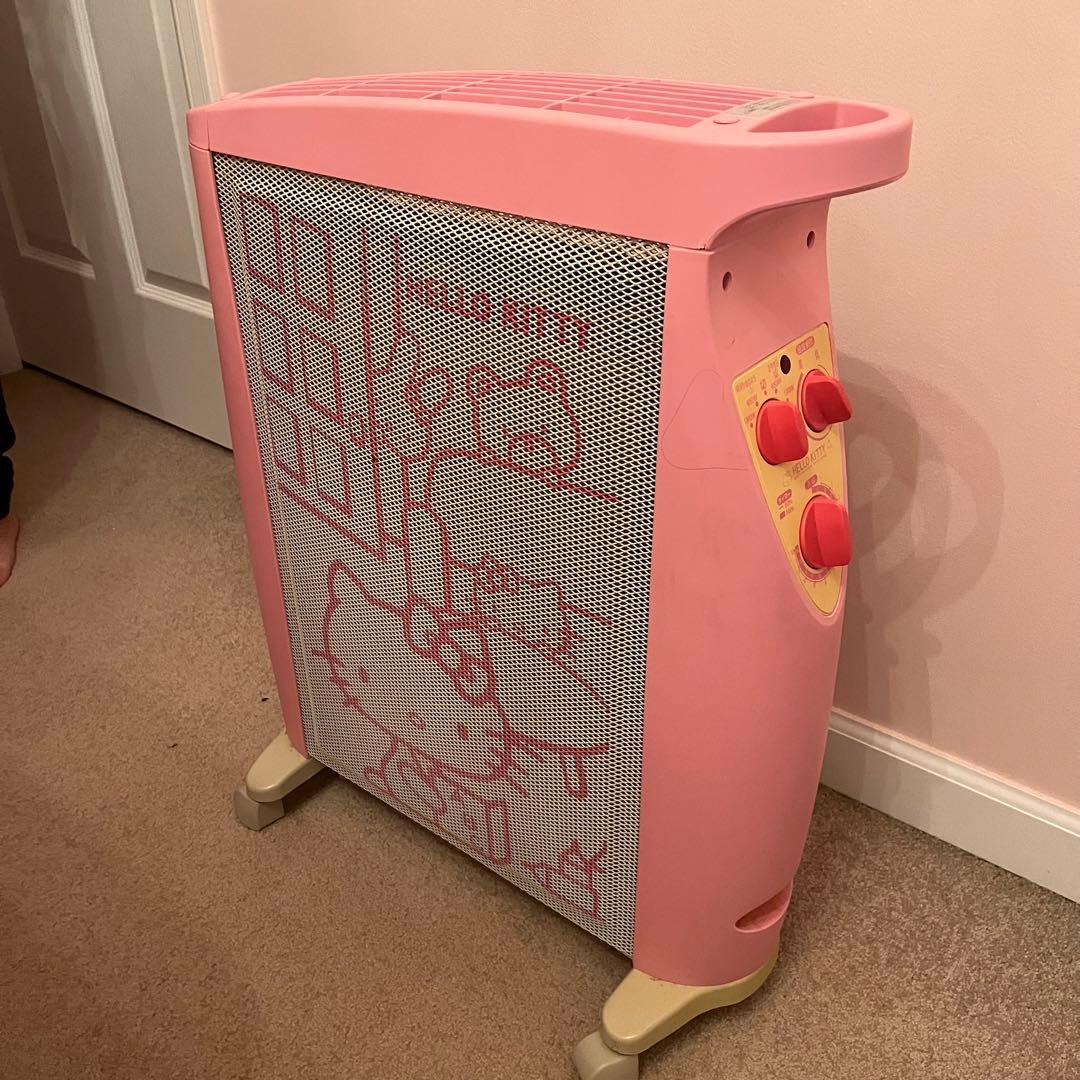 【激レア】ハローキティ　電気フィルムヒーター　ピンク