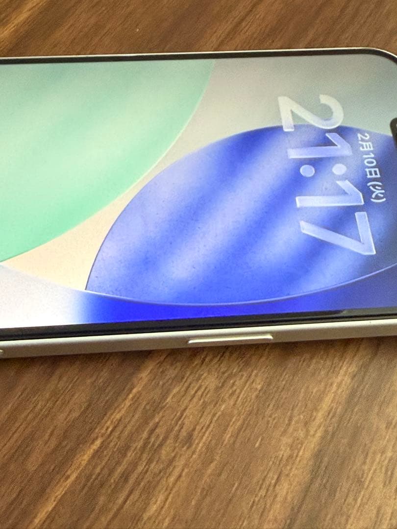 iPhone16 plus ホワイト SIMフリー バッテリー容量90%おまけ付