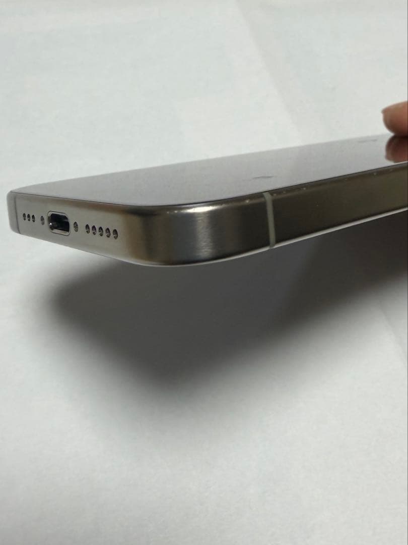 iPhone15 Pro(512GB)ナチュラルチタニウム