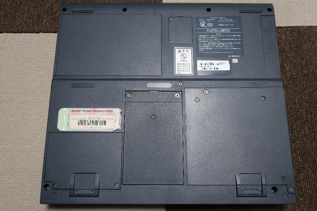 富士通 FMV-BIBLO Windows98