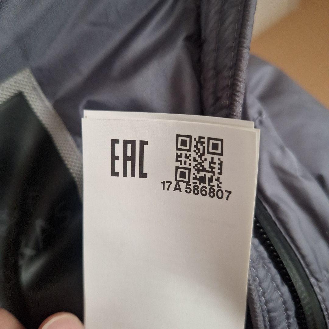 タトラス　ライトダウンジャケット