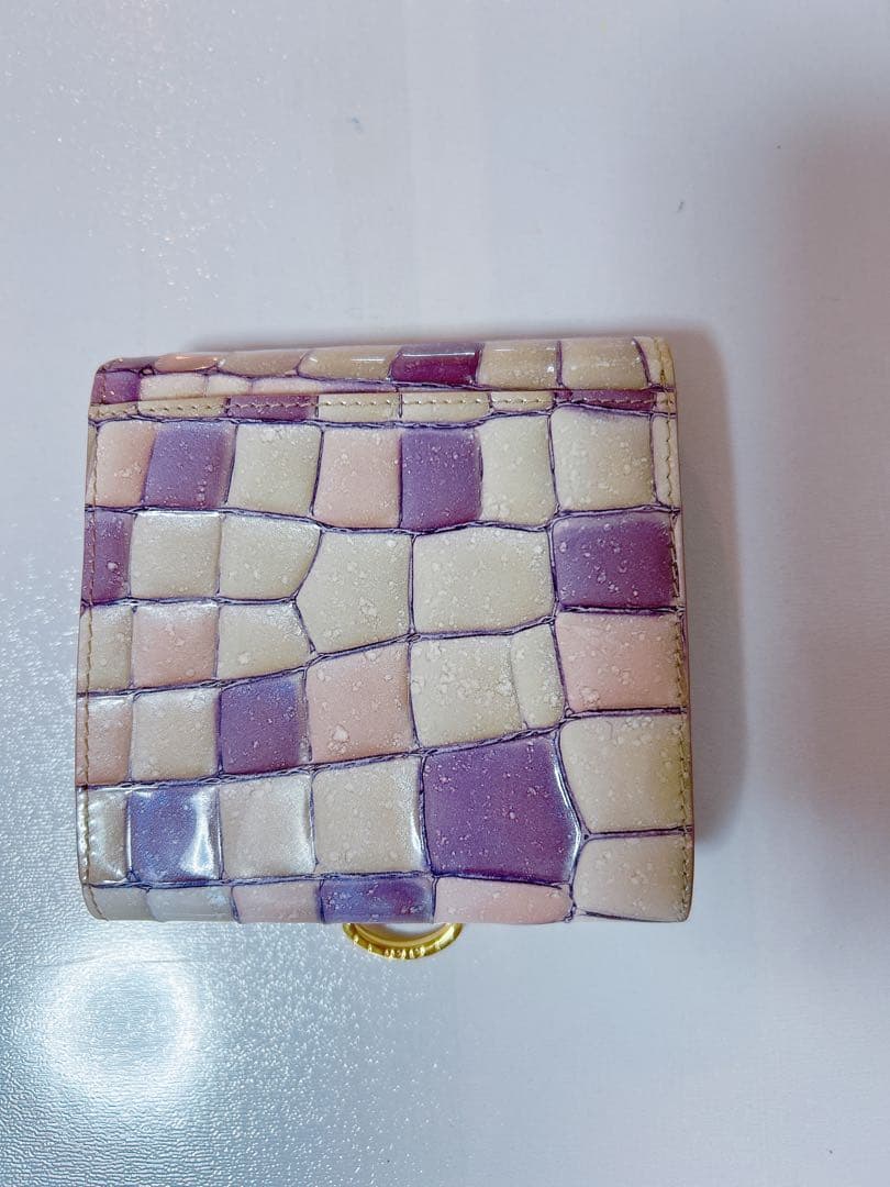 【人気】　アタオ　ロトロ　ヴィトロ　ロージーラベンダー　二つ折り財布　コンパクト