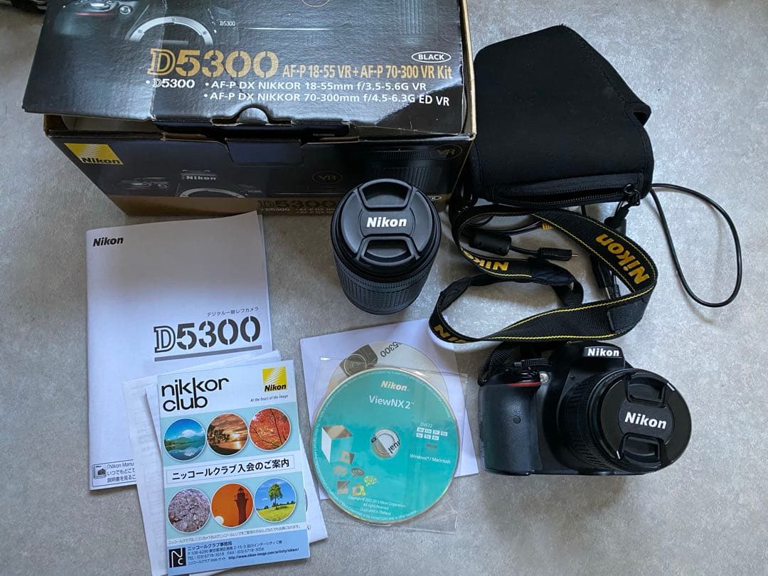 Nikon D5300 デジタル一眼レフカメラ　ダブルレンズセット