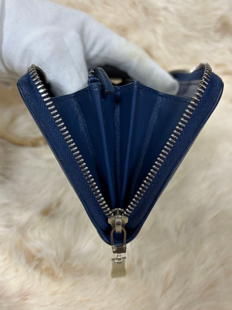 と*ぴ様 【美品】GUCCI グッチ　ディアマンテ　ラウンドファスナー　ネイビー