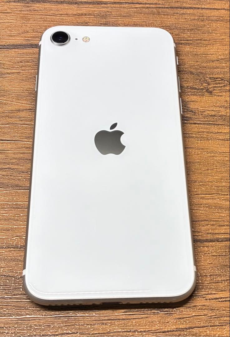 Apple iPhone SE2 64GBホワイト 本体