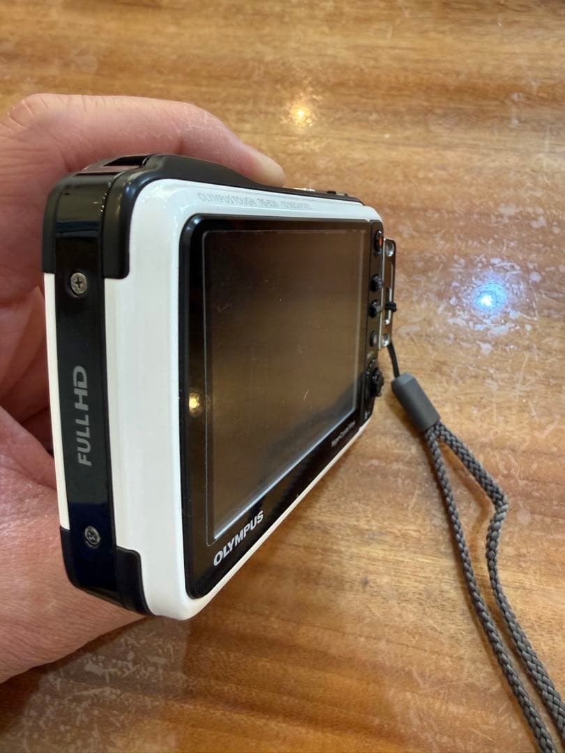 本体美品 オリンパス Tough TG-620デジタルカメラ