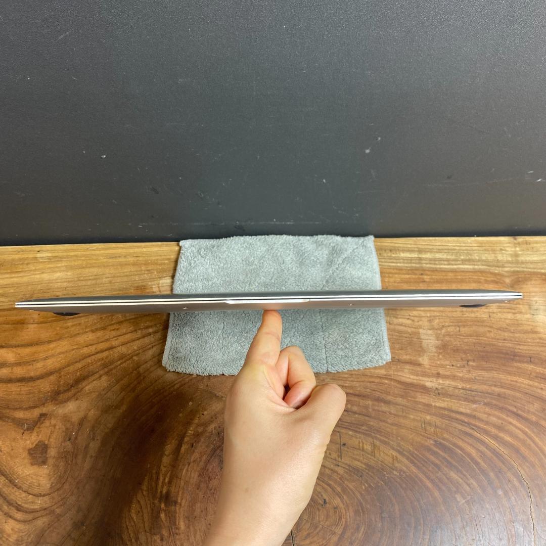 ［ジャンク品］Apple MacBook Air 13inch 2013/504