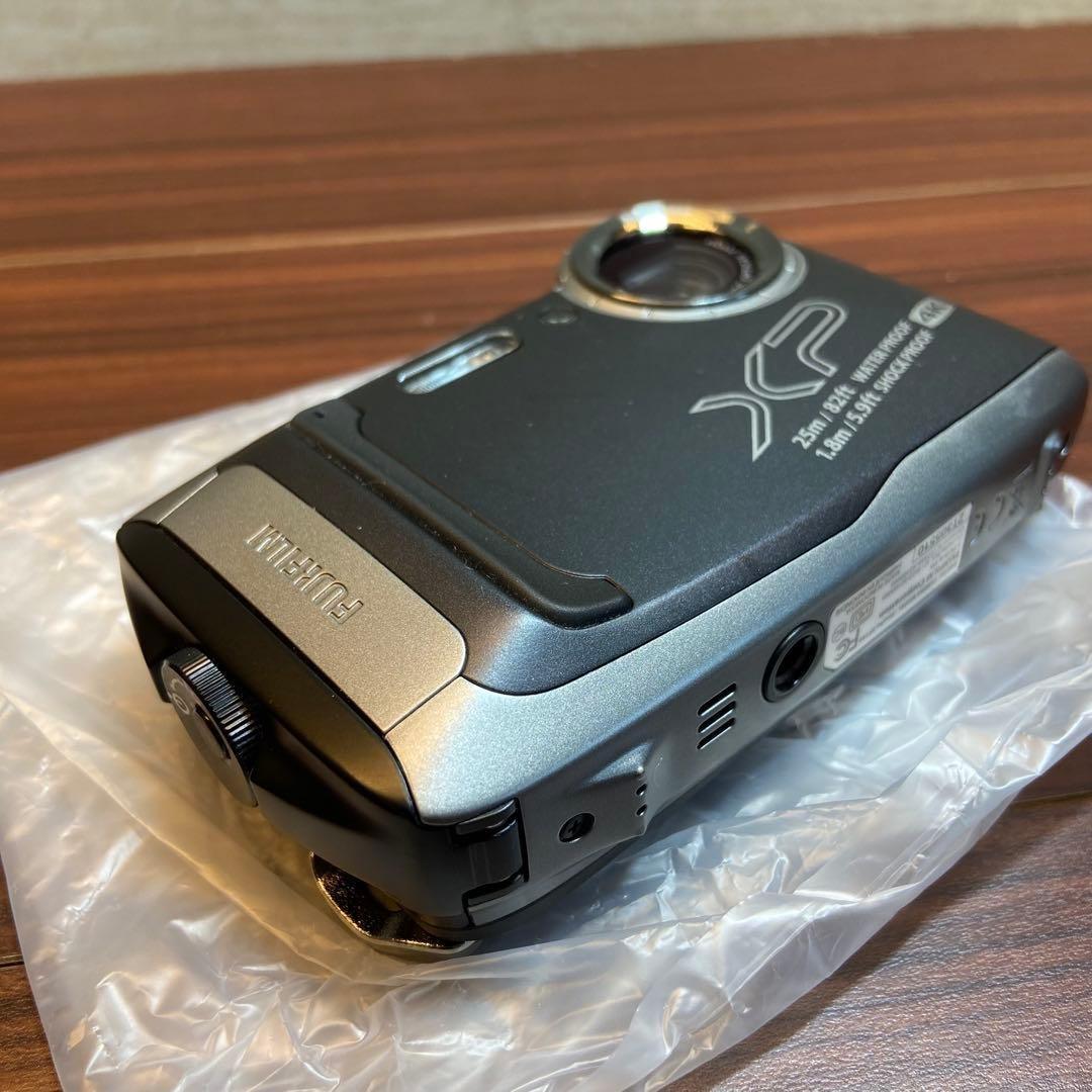 FUJI FILM FinePix XP140 デジカメ ほぼ新品 4637