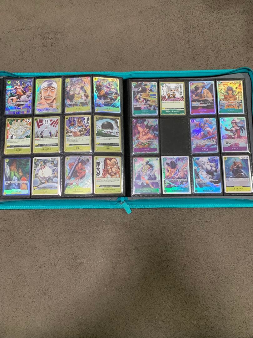 ワンピース カード　ファイル付き引退品