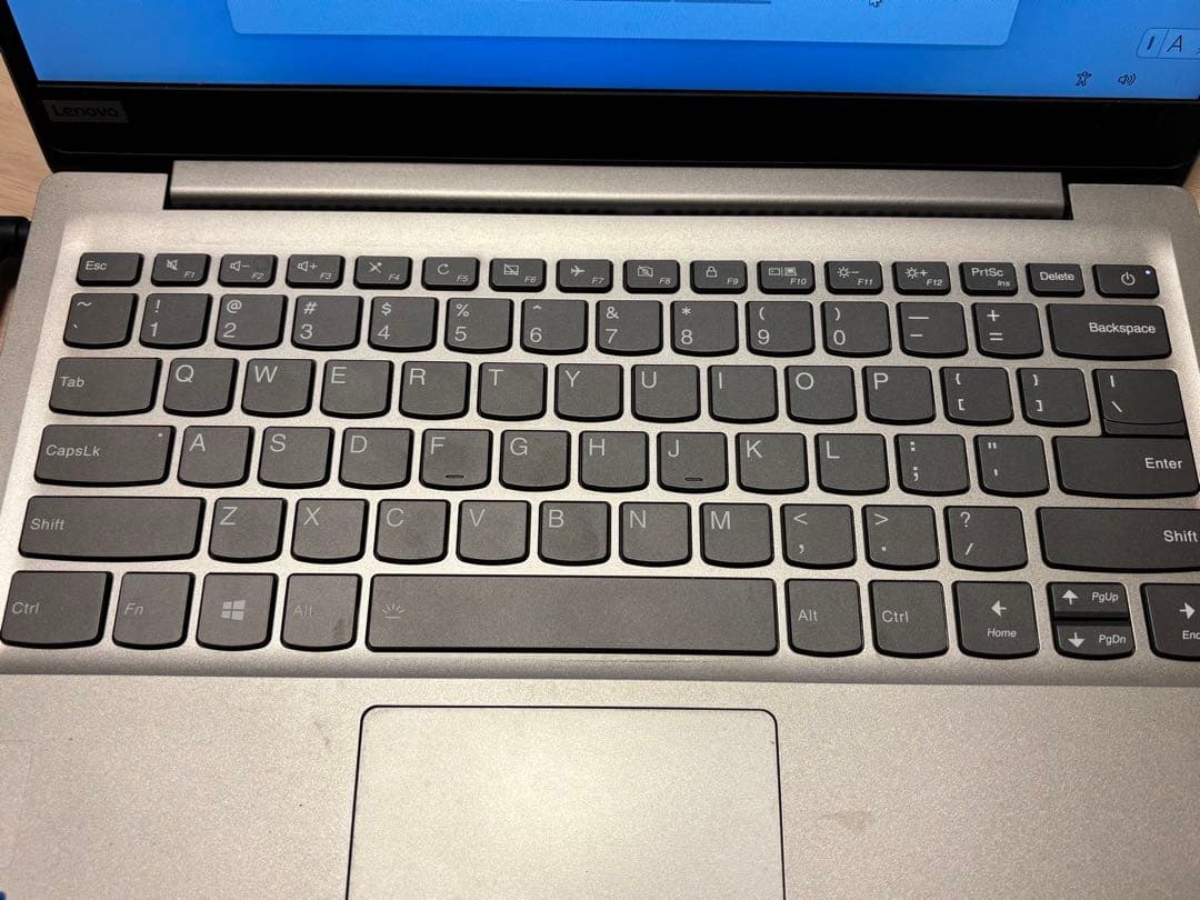 Lenovo13.3/i5-825OU/8G/SSD256GB(2019年購入)