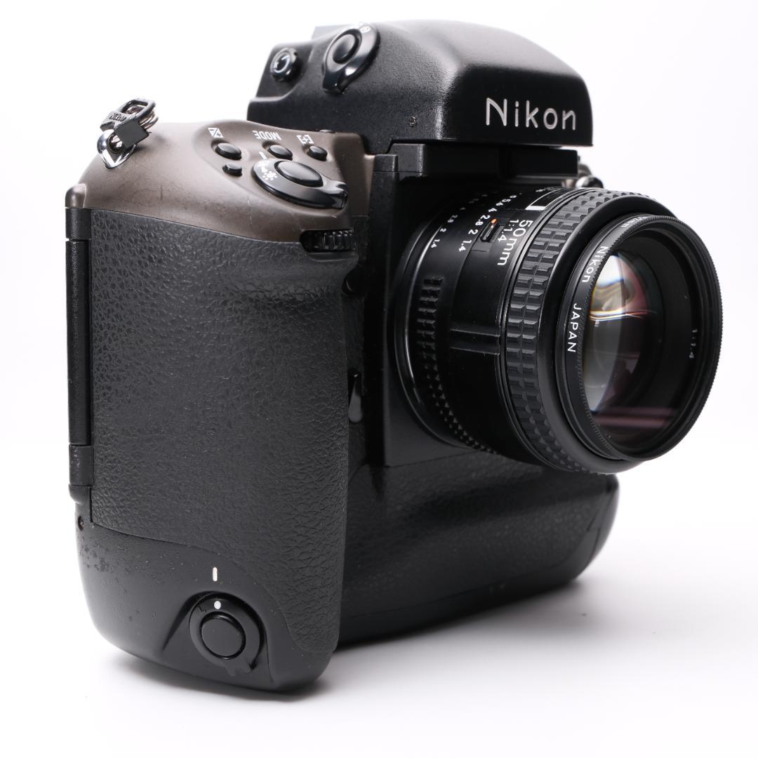 Nikon F5 50周年記念モデル / AF Nikkor 50mm F1.4