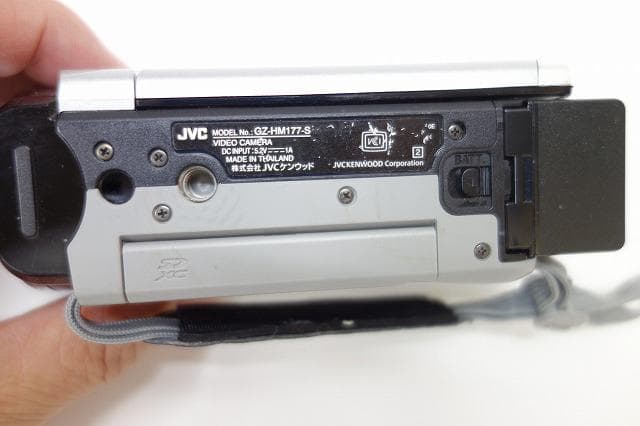 JVC ビデオカメラ GZ-HM177-S ACアダプター付 中古品 動作確認済