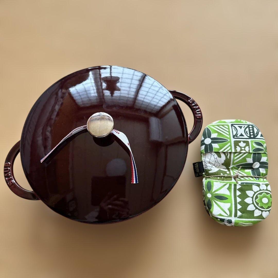 STAUB 鋳鉄製 両手鍋 24cm ダークレッド おまけ付