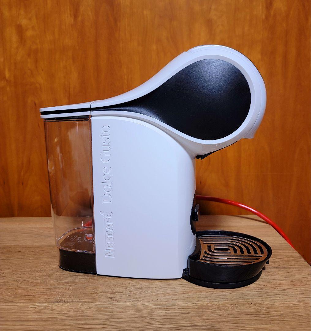 コーヒーメーカー・エスプレッソマシン NESCAFE Dolce Gusto