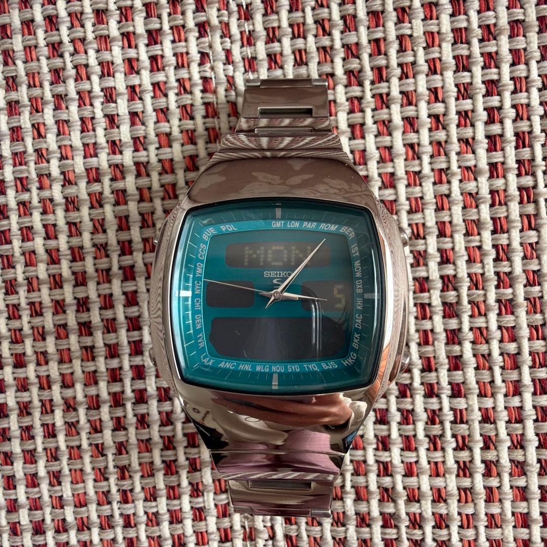 セイコー R-SUS デジアナ ワールドタイム　激レア　電池交換済　腕時計