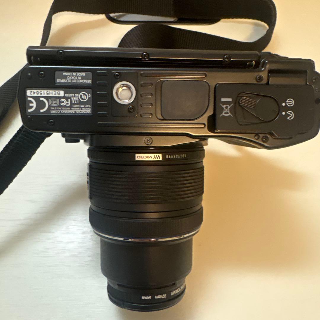 OLYMPUS OM-D EM5 ミラーレス一眼カメラ