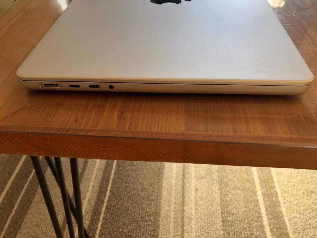 MacBook本体 MacBook Pro 2023 M2 Pro 16GB 512GB