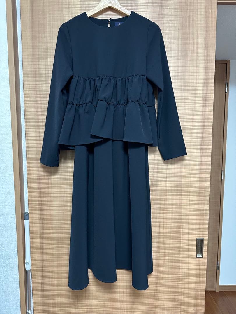 SONO★フリルネイビーワンピース