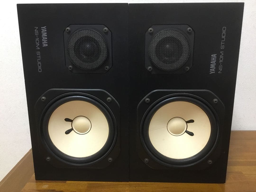 モニタースピーカー　YAMAHA NS-10M STUDIO