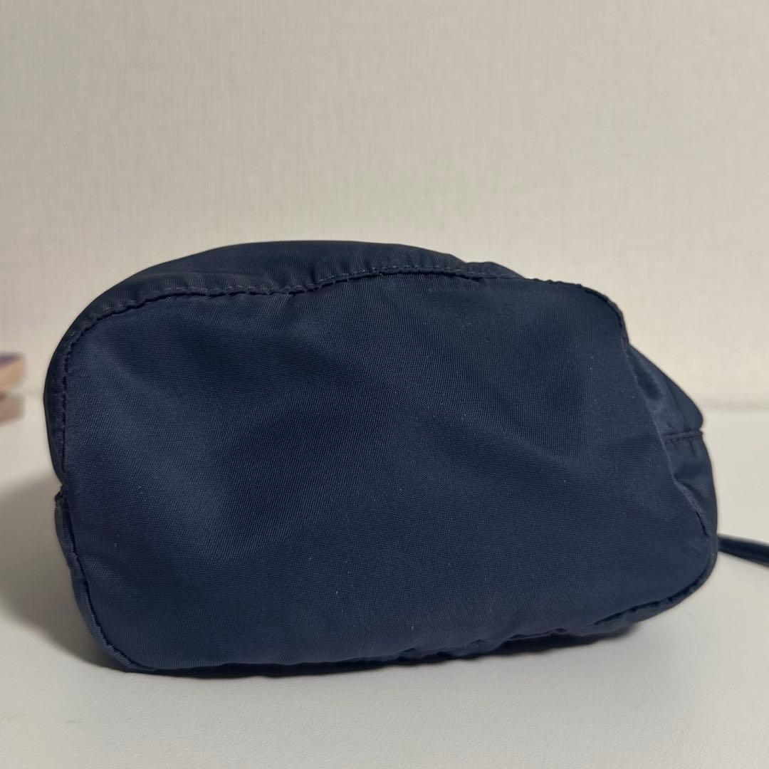 PRADA ナイロン　ブルー　 ポーチ　巾着