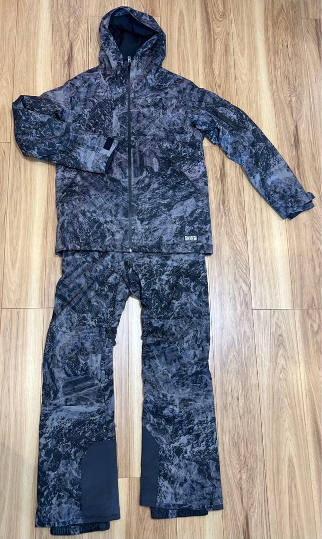 ※【ほぼ未使用品】ビラボン/ BILLABONG スノーウエアー / 上下セット