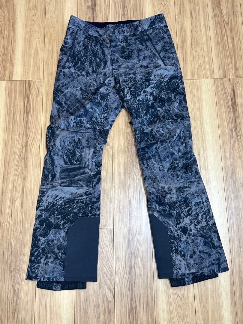 ※【ほぼ未使用品】ビラボン/ BILLABONG スノーウエアー / 上下セット