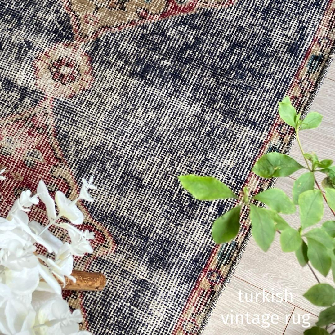 デニムブルー✳︎64×61 シャビー　キャラメル　レッド　トルコヴィンテージラグ