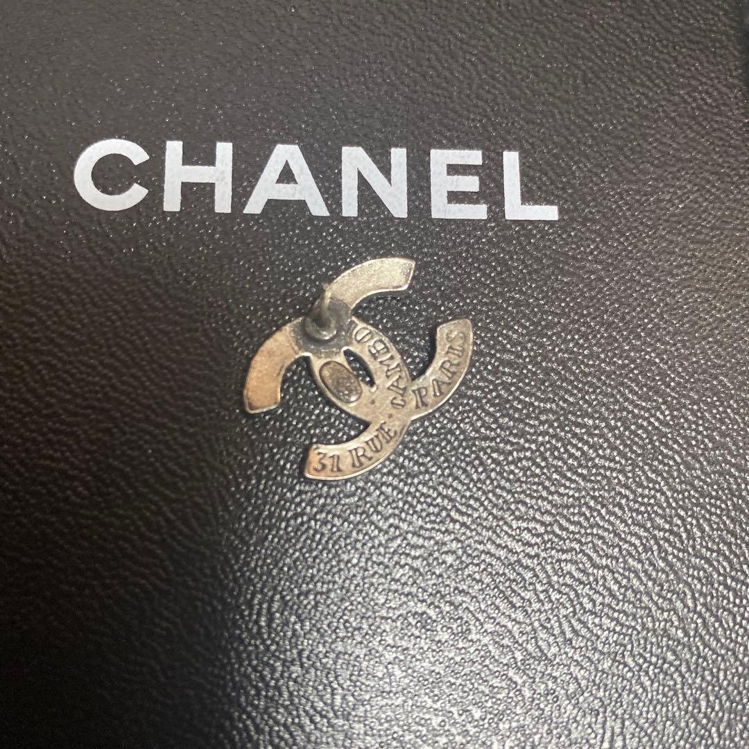 CHANEL CCシルバーピアス