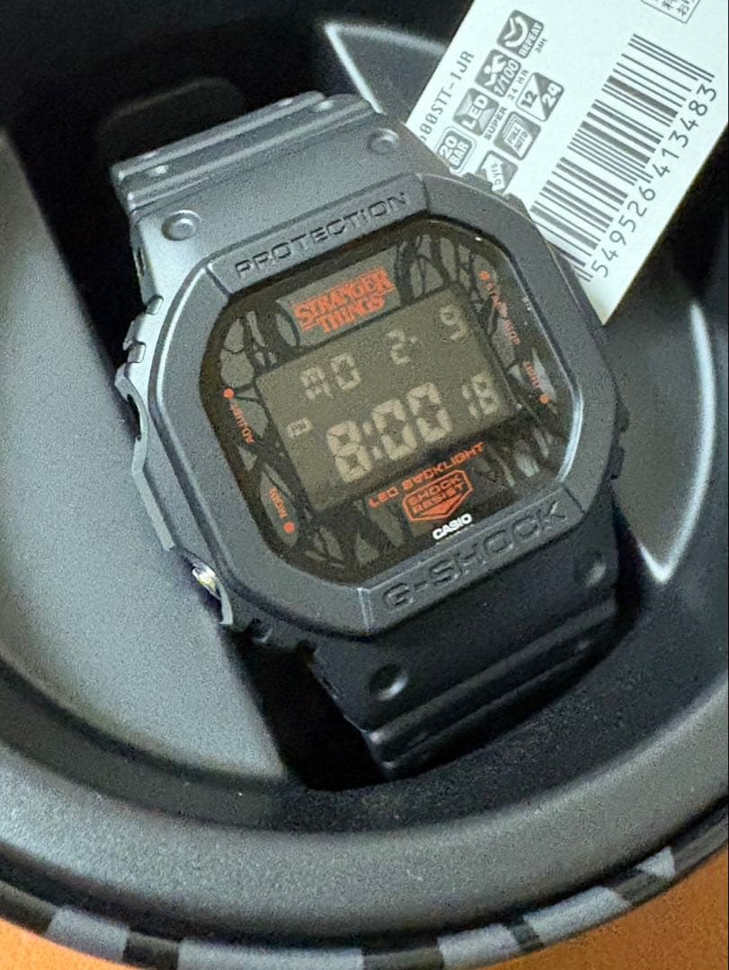 新品☆G-SHOCK ストレンジャー・シングス DW-5600STT-1JR