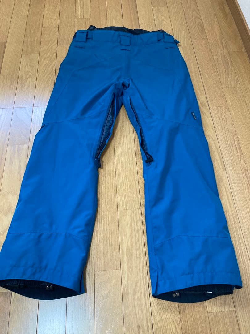 241 スノーボードウエア　GORE-TEX 上下セット