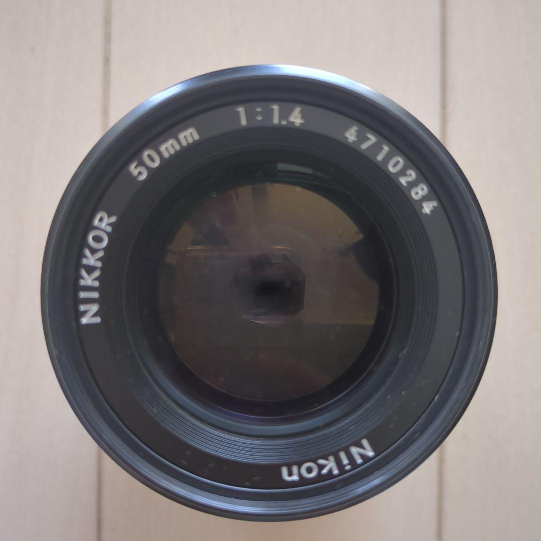 NIKKOR 50mm f/1.4 標準レンズ