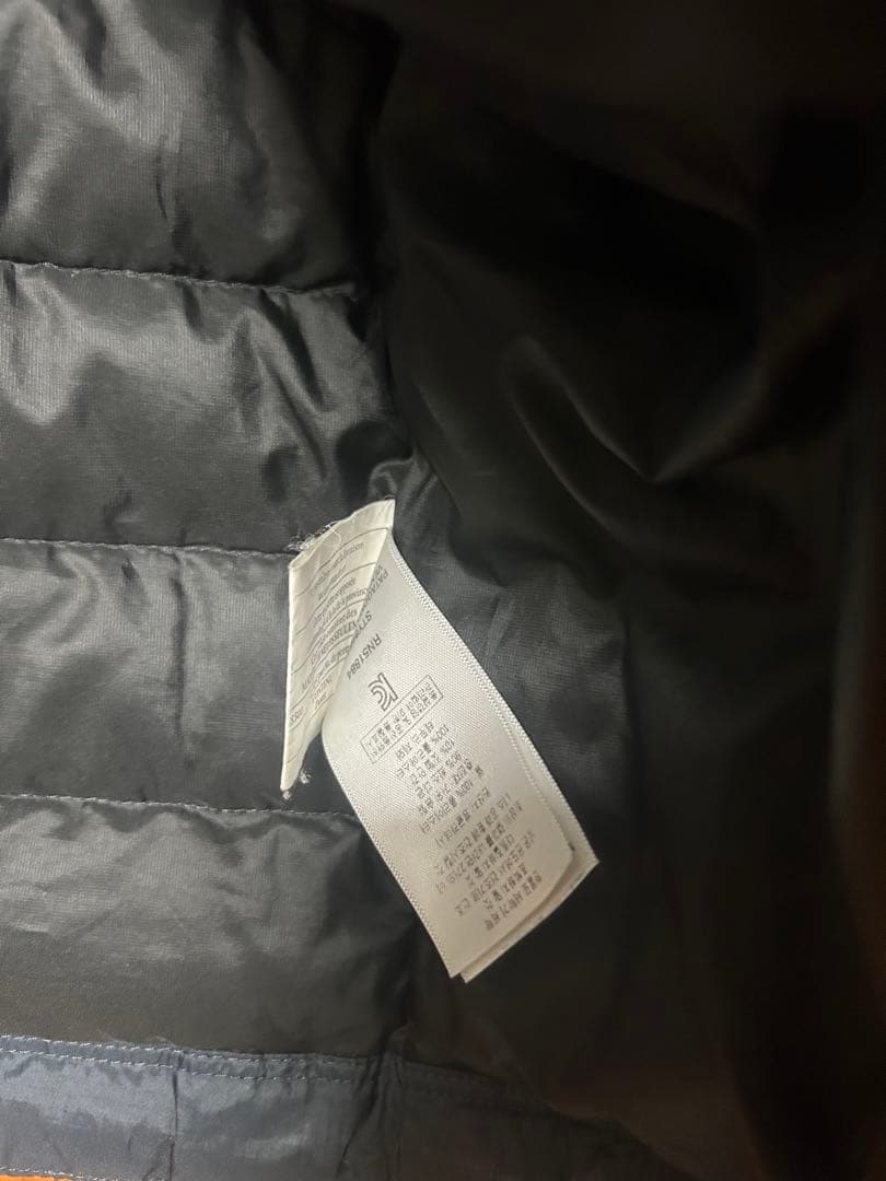 Patagonia 高性能・希少色ジャケット 【定価38500円】