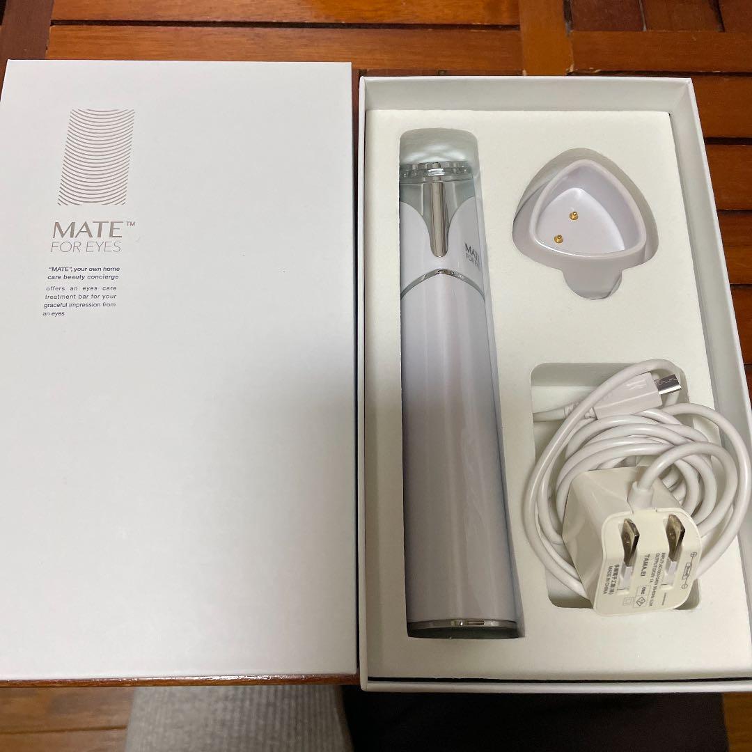 【チーチャン】目元ケア美顔器 アクシージア メイト フォーアイズ