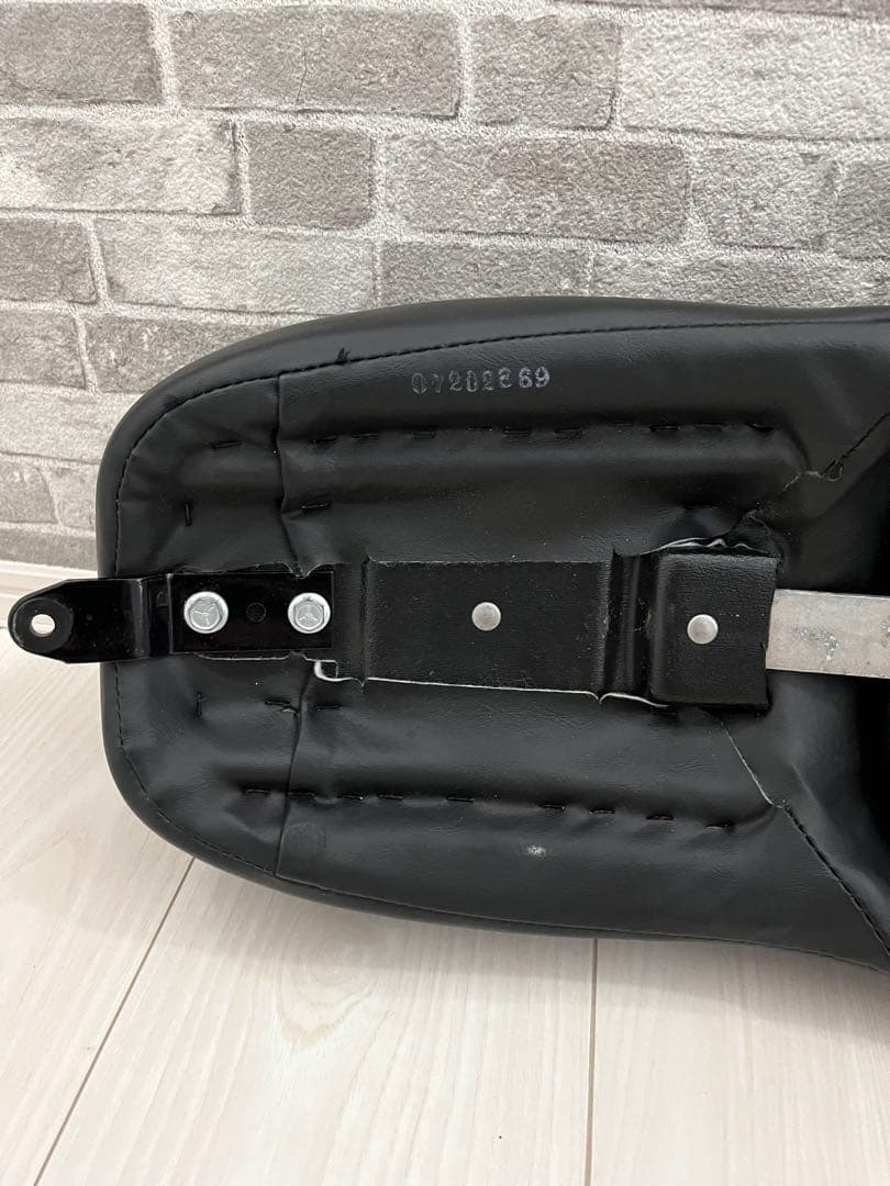 ハーレーダビッドソン純正 バイクシート XL1200 X