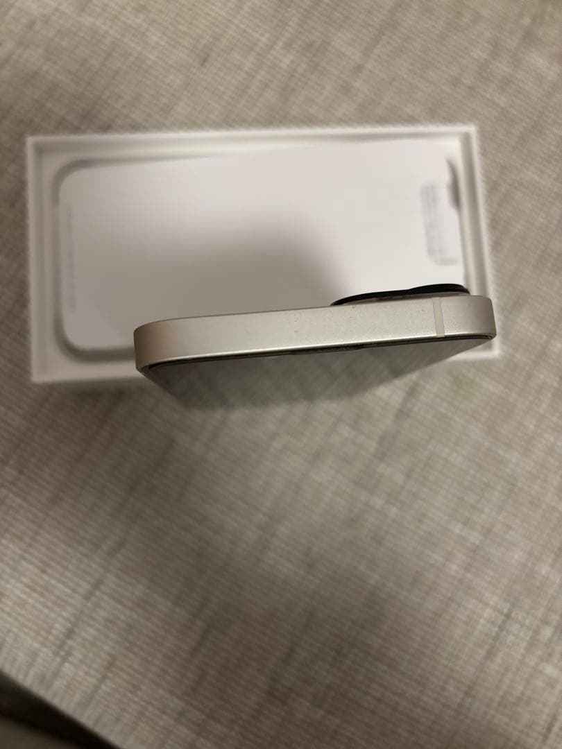 iPhone13 128GB スターライト