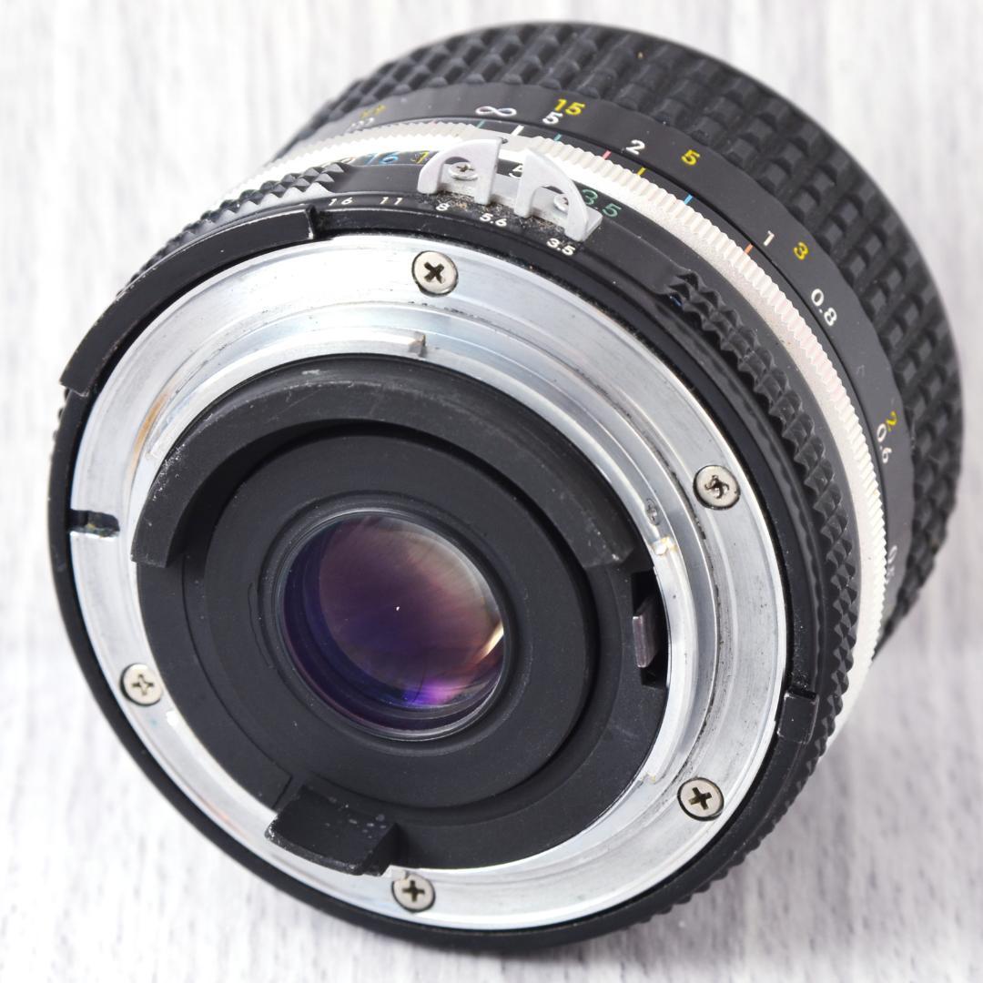 Nikon NIKKOR 28mm 1:3.5 Fマウントフィルムカメラレンズ