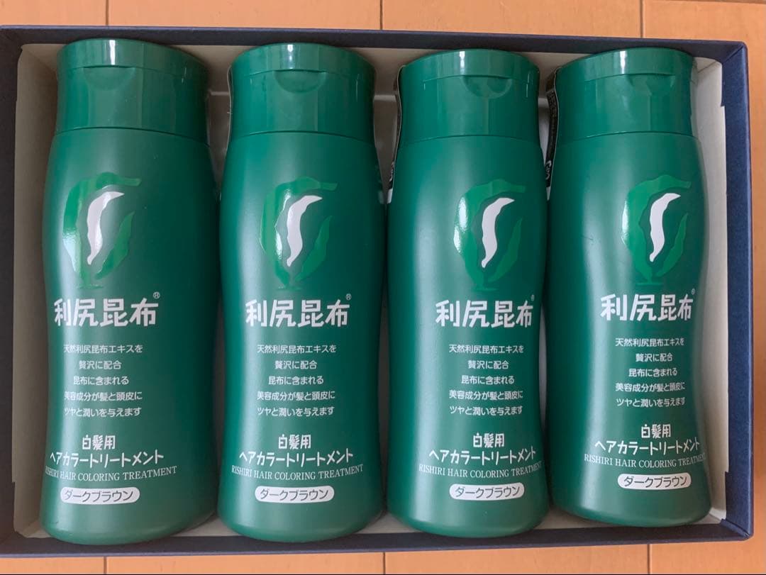 【4本セット】利尻昆布　新品未開封　ヘアカラー トリートメント 200g