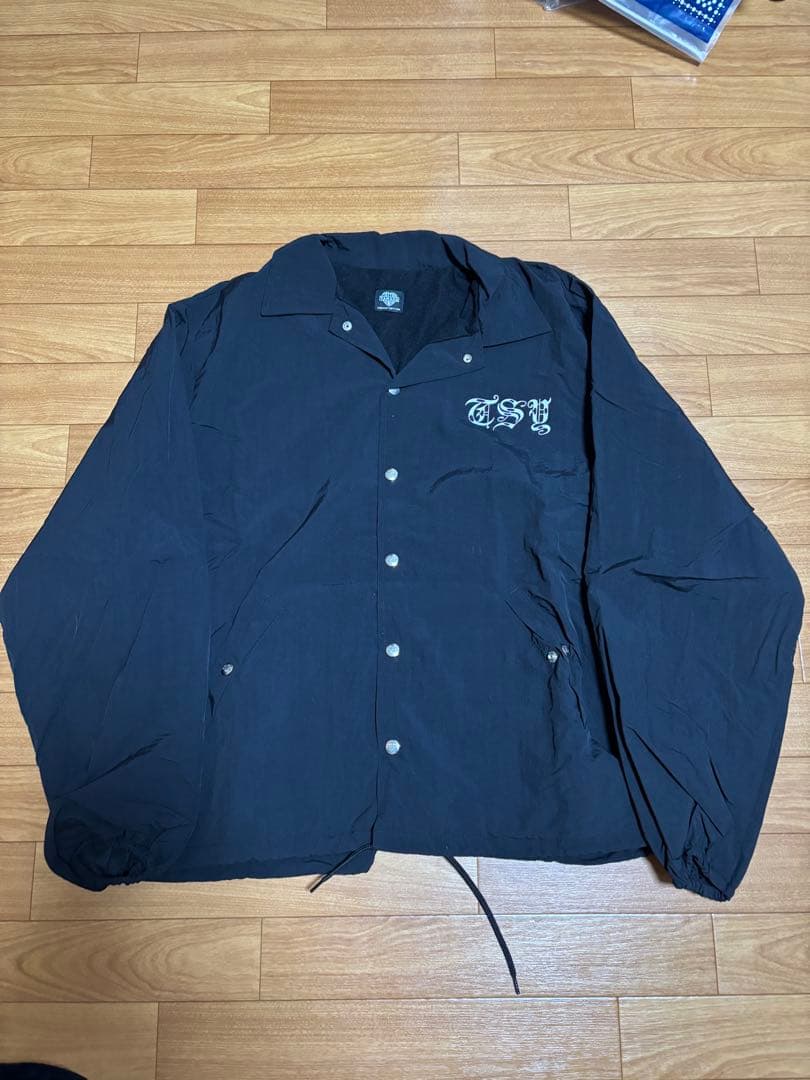 ジャケット・アウター HOW TO LIVE PROPERTY COACH JACKET//BLACK