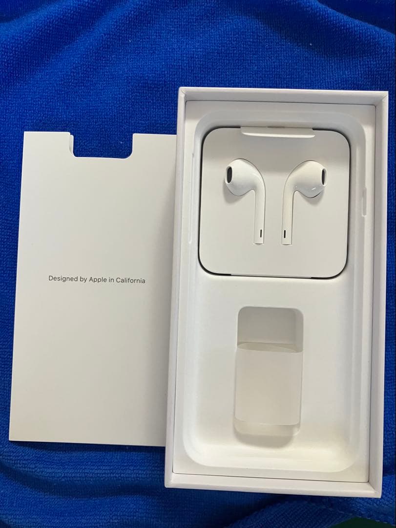 【超美品】Apple iPhone 8 シルバー本体