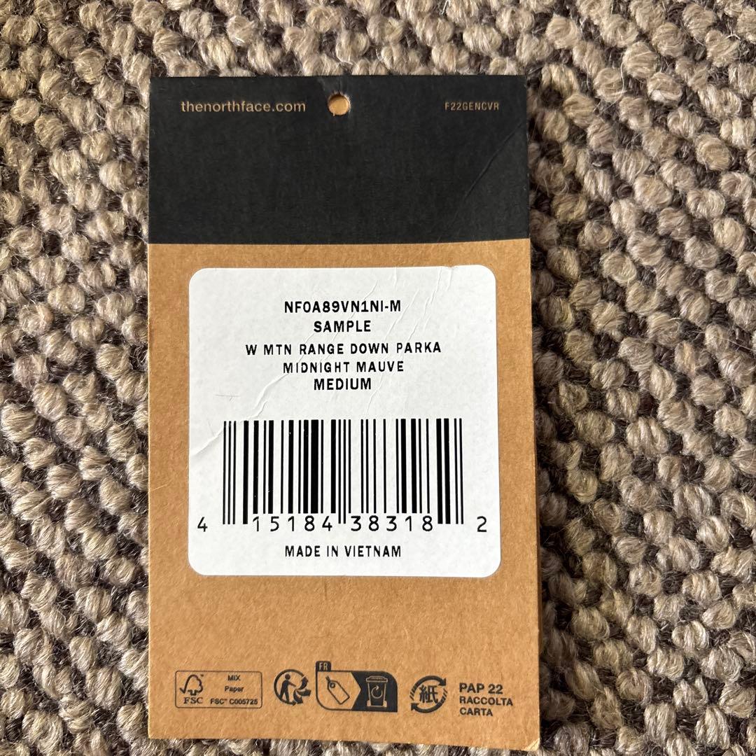 新品タグ付訳あり「ノースフェイス」Wマウンテンレンジダウンパーカー ダウンコート