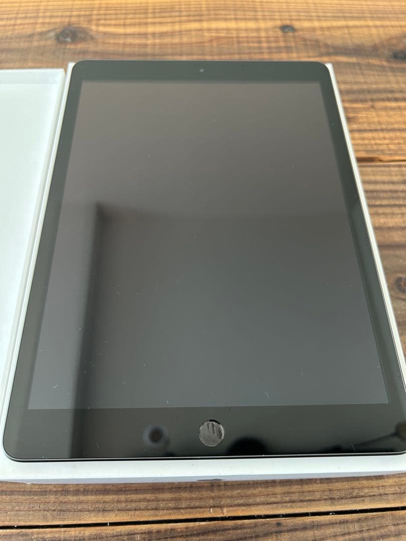 Apple iPad (第7世代) MW742J/A 32GB スペースグレイ