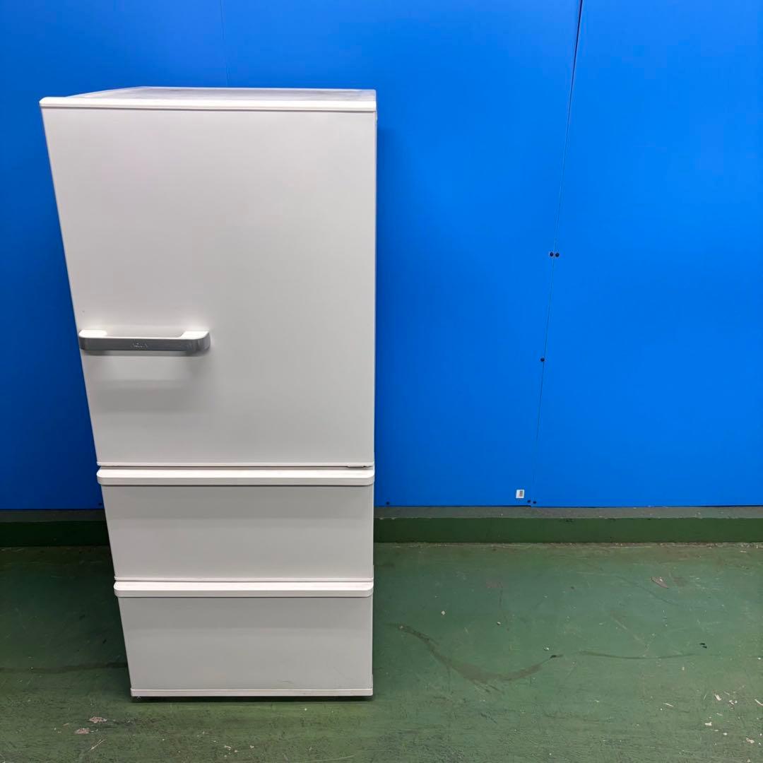 590 関東配送　冷蔵庫　大型　小型　一人暮らし　200L〜300L 極美品