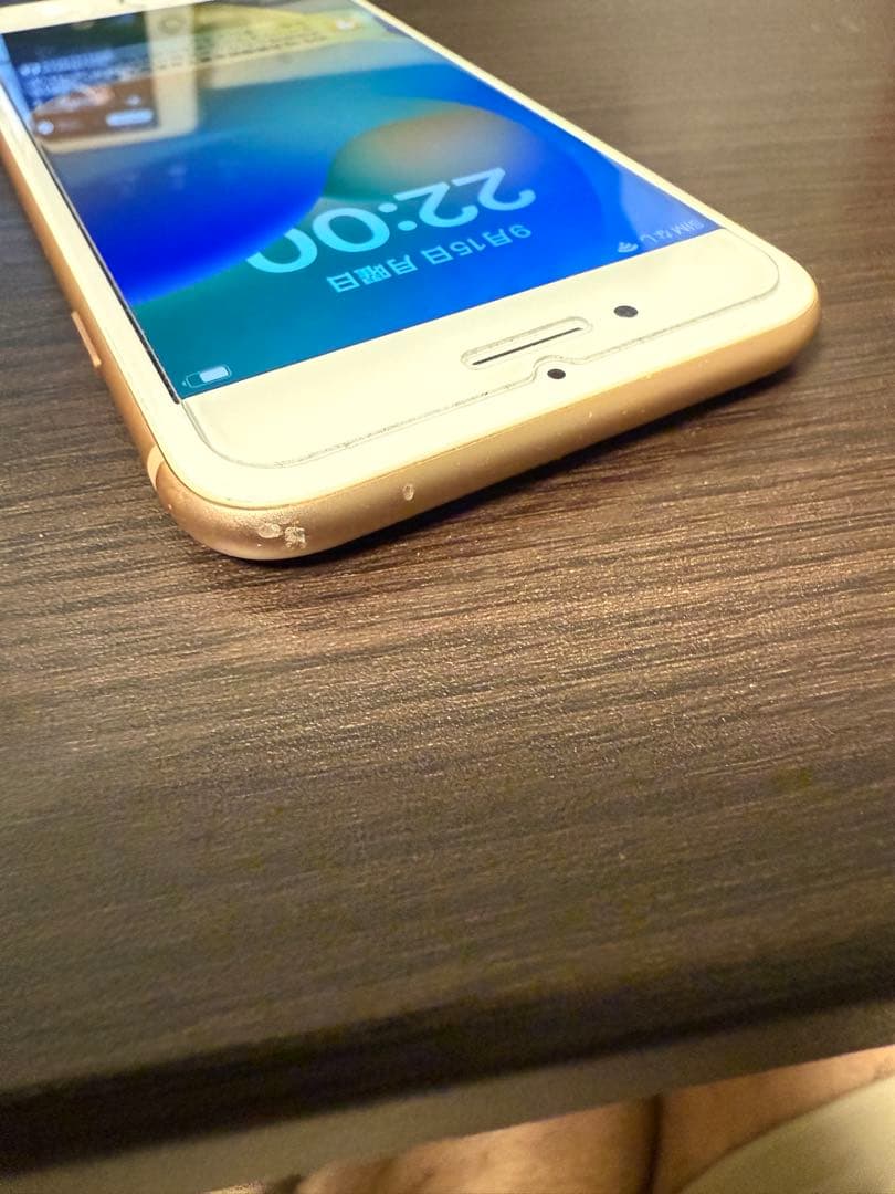 iPhone8 64GB ゴールド　中古　SIMフリー